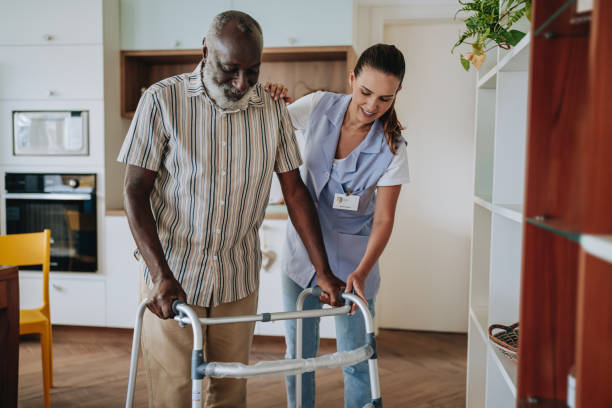 How Physical Therapy at Home Prevents Senior Injuries
