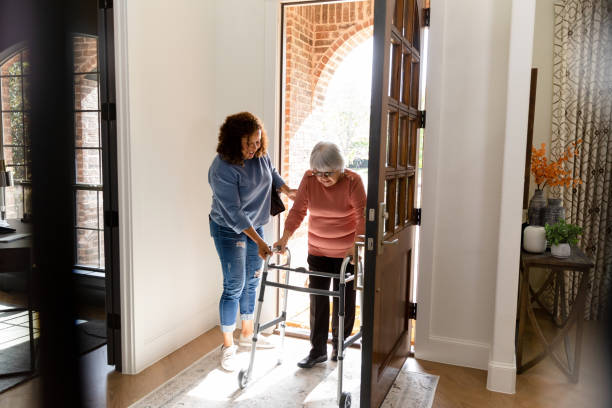 Home Healthcare vs. Nursing Homes: Making the Right Choice
