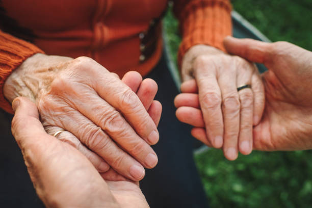 Caring for Seniors with Alzheimer’s at Home: What You Need to Know